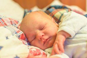 bebe se reveille la nuit